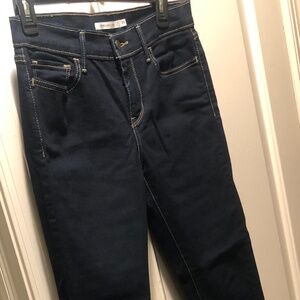 Levi’s Strauss & CO Skinny Jeans Pre Used
